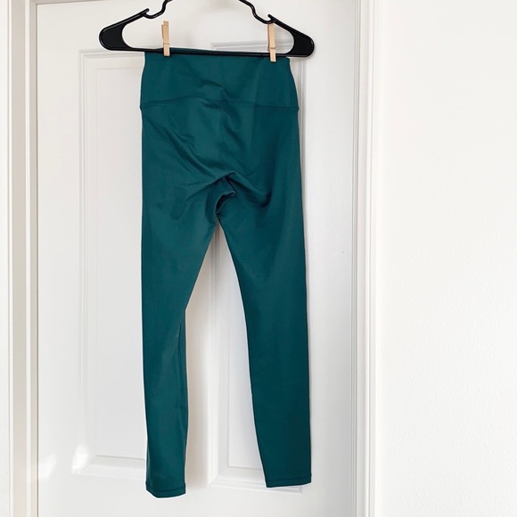 Reformation Ecomove High Rise Legging - Picture 4 of 5